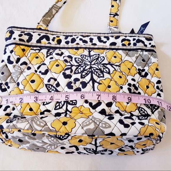💛Vera Bradley-Small Tote🖤 - Picture 3 of 3